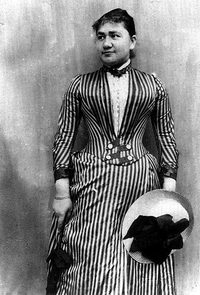 Pauline Einstein, Albert's mother.