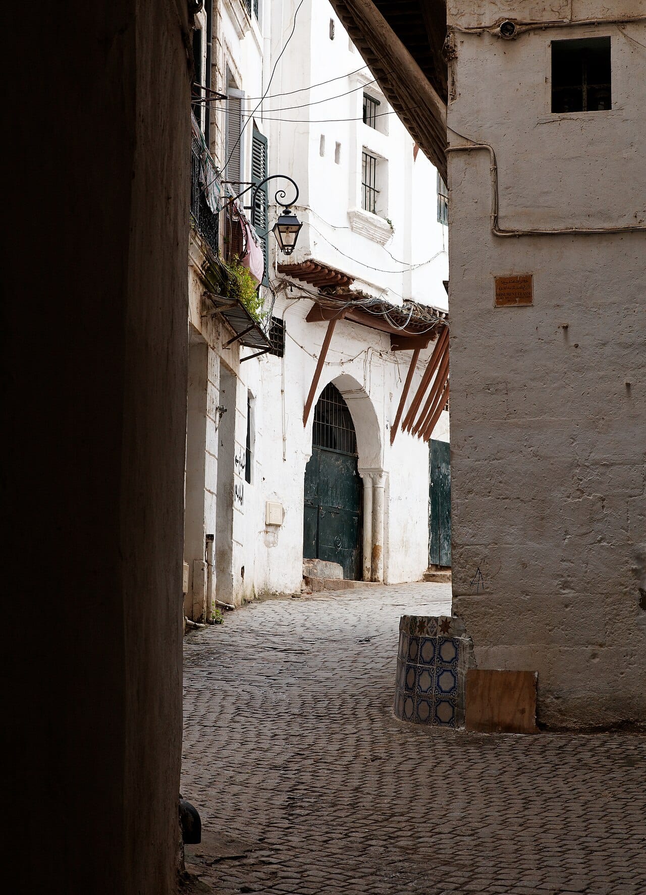 The Casbah of Algiers, the historic quarter of white houses climbing steeply above the bay. A World Heritage site and a warren of ancient streets, it was a stronghold of resistance during the war of independence and remains the soul of the old city.