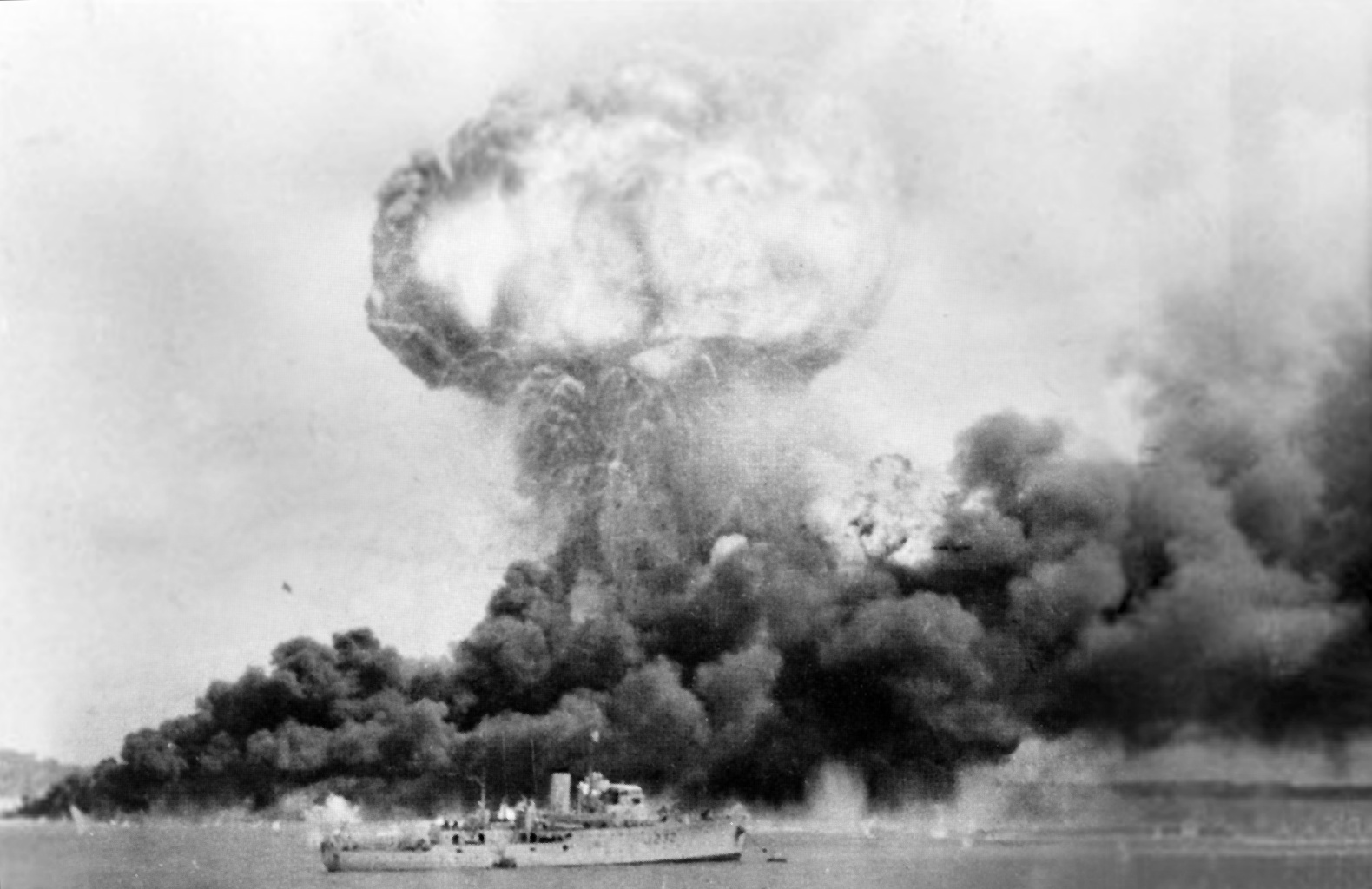 The 1942 bombing of Darwin, the first of more than a hundred Japanese air raids on Australia during the Second World War. Credit: RAN Historical Collection (Public domain).