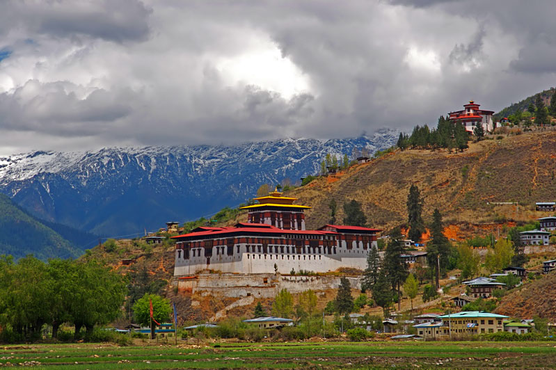 A dzong, or fortress-monastery, in the Paro valley; these great structures are centres of religion and government in Bhutan. Credit: Jean-Marie Hullot (CC BY-SA 2.0).