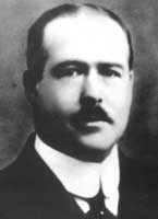 Walter Sutton, who argued in 1902 that chromosomes carry the hereditary factors Mendel had inferred. Theodor Boveri reached the same conclusion independently.