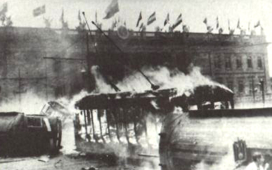 The Bogotazo of 1948, a violent uprising in Bogota that helped ignite a long era of conflict known as La Violencia. Credit: Daniel Pradilla Holguin (CC BY-SA 3.0).