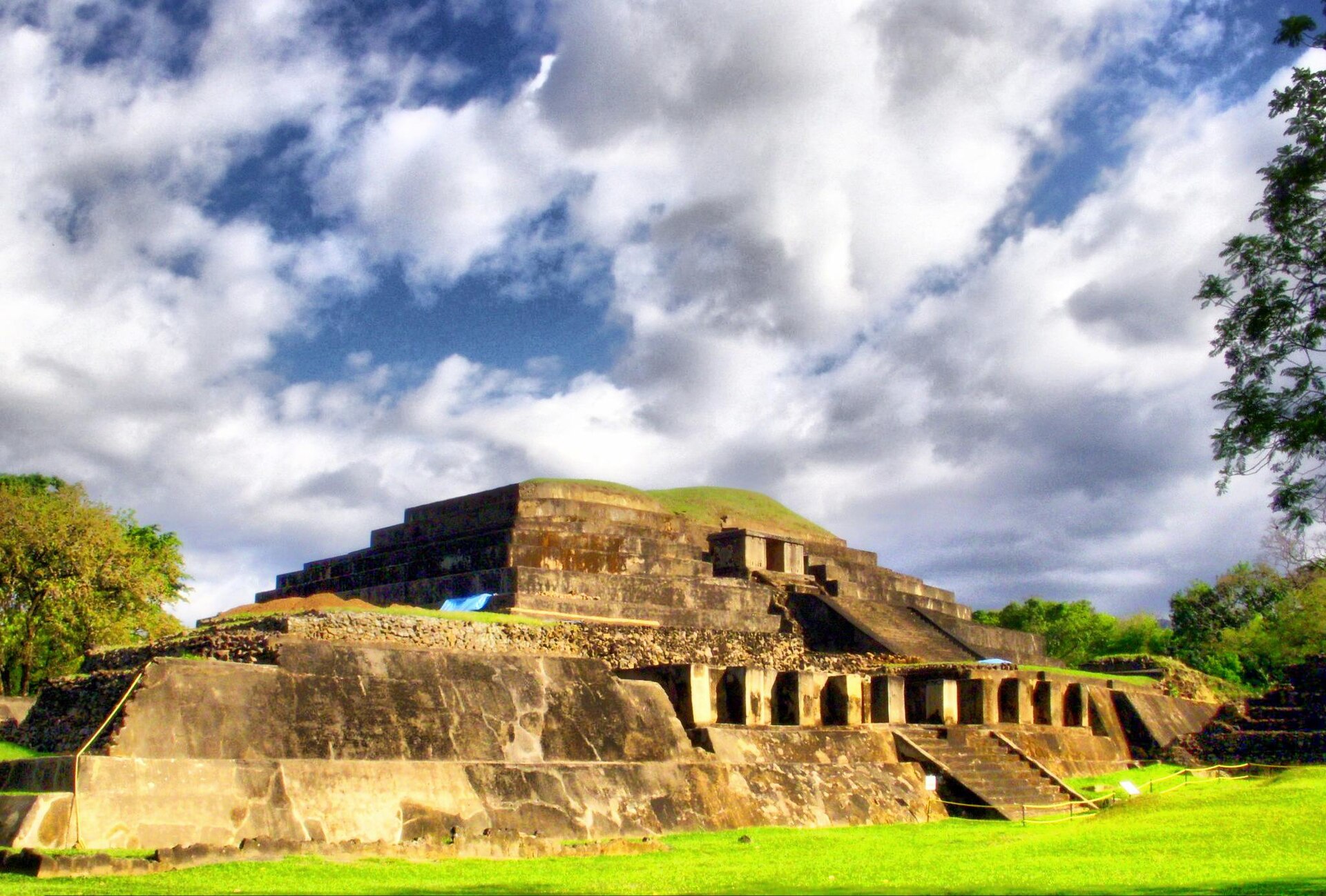 The Maya ruins of Tazumal, among the most important pre-Columbian sites in El Salvador. Before the Spanish conquest the land was home to the Pipil people, heirs to the earlier Maya cultures whose monuments still stand.