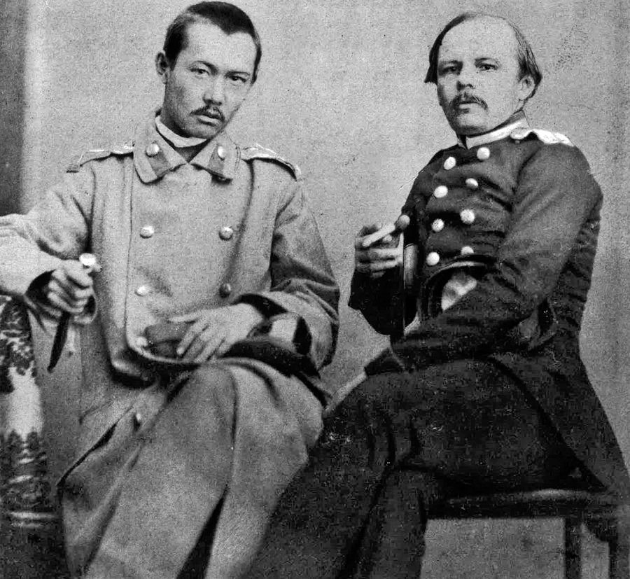 The Kazakh scholar Shoqan Walikhanov with the writer Fyodor Dostoyevsky, a meeting of cultures in the Russian era. Credit: N. Leybin (Public domain).