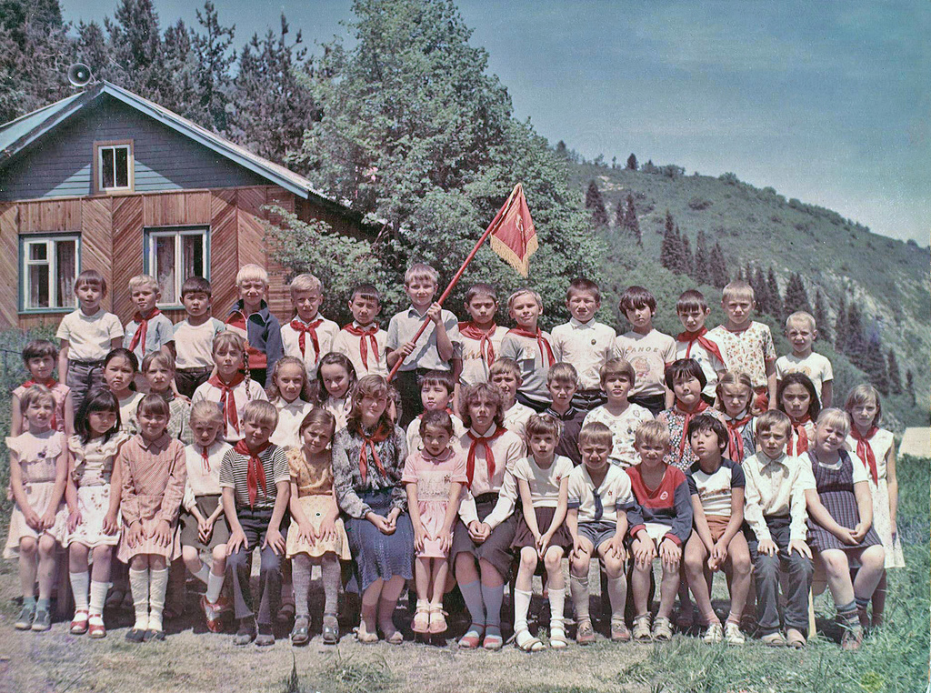 Young Pioneers at a Soviet-era camp; Kazakhstan spent much of the twentieth century as a Soviet republic. Credit: Peter Hübert from Dortmund, Germany (CC BY 2.0).