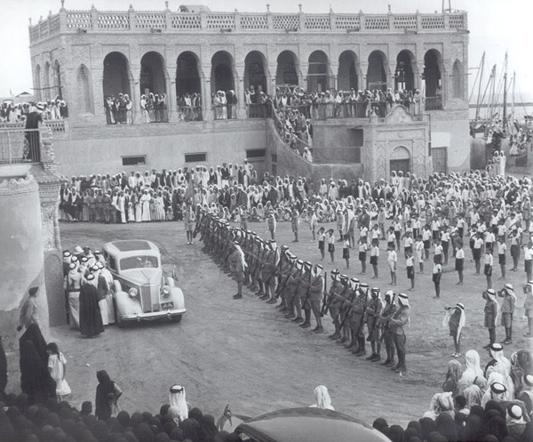 A celebration at the Seif Palace in 1944, the historic seat of the ruling Al Sabah family in Kuwait City. Credit: Unknown authorUnknown author (Public domain).