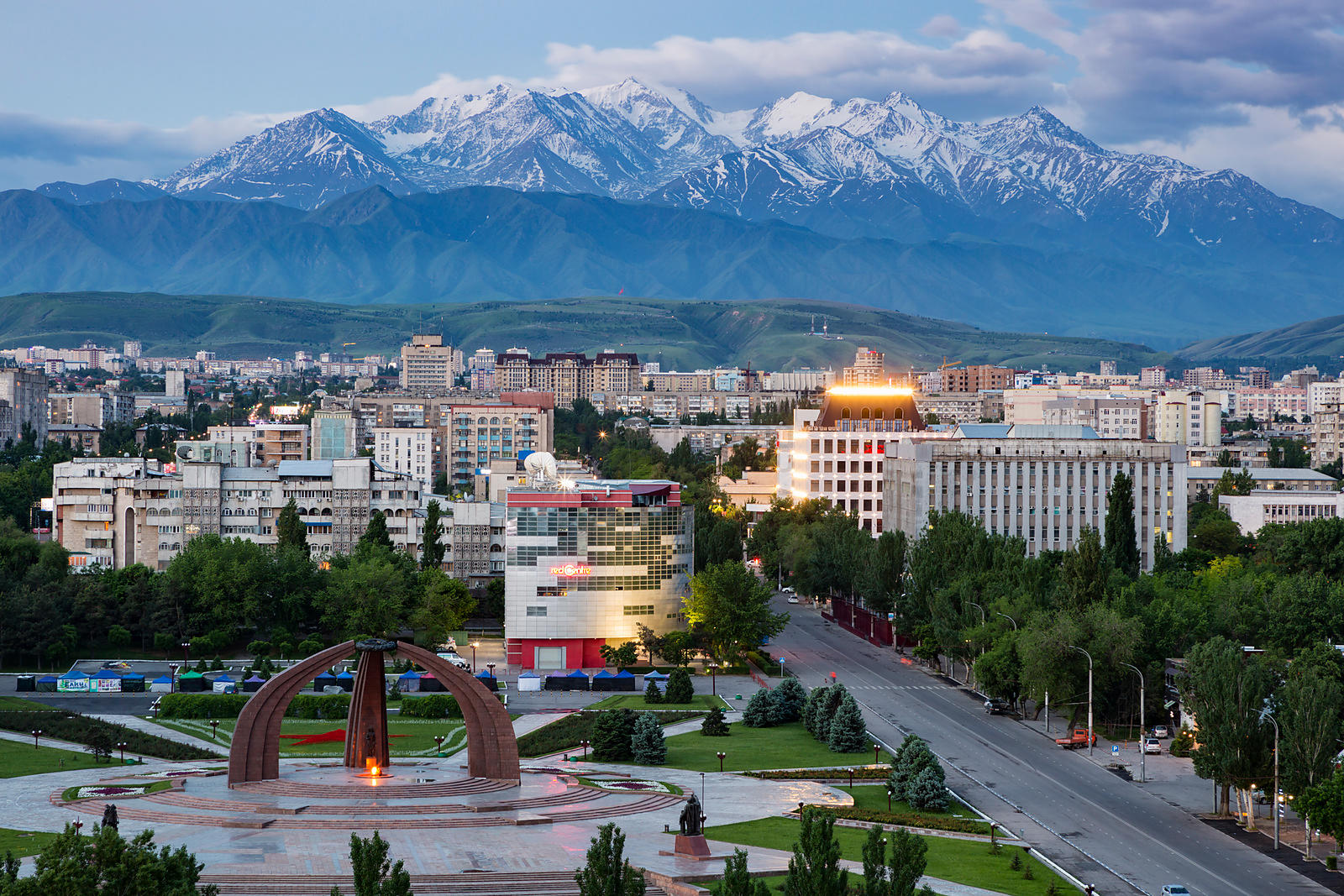The business centre of Bishkek, the capital and largest city, set on the plains at the foot of the mountains. A leafy city laid out in the Soviet era, it is the political and economic heart of Kyrgyzstan.