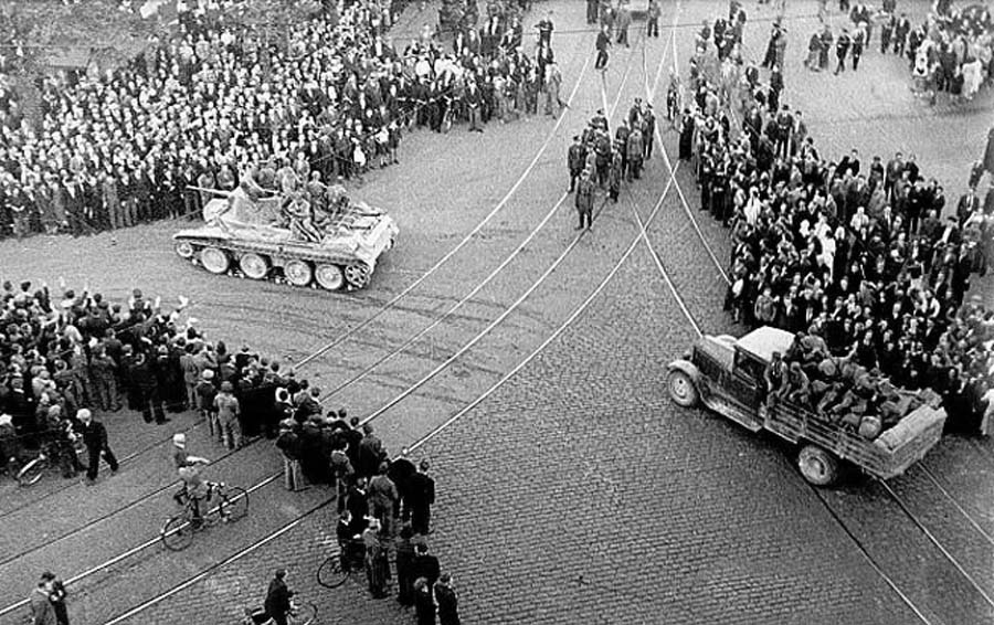 Red Army troops entering Riga in 1940, as the Soviet Union annexed Latvia. The country would be occupied in turn by the Soviets, the Nazis, and the Soviets again, an ordeal seared into the national memory.