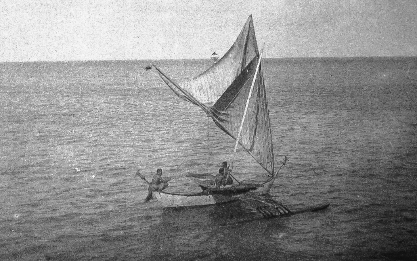 Marshallese islanders sailing, heirs to one of the great open-ocean navigation traditions of the Pacific. Credit: NOAA (Public domain).