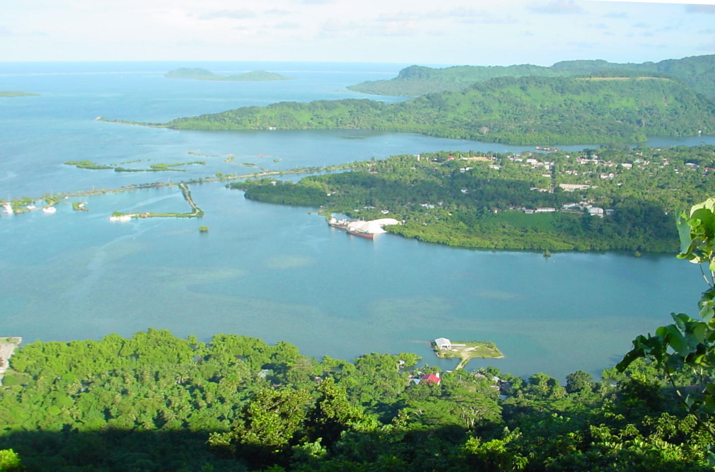 The town of Kolonia on the island of Pohnpei, one of the main centres of the Federated States of Micronesia. Credit: Gargoylepni at en.wikipedia (Public domain).