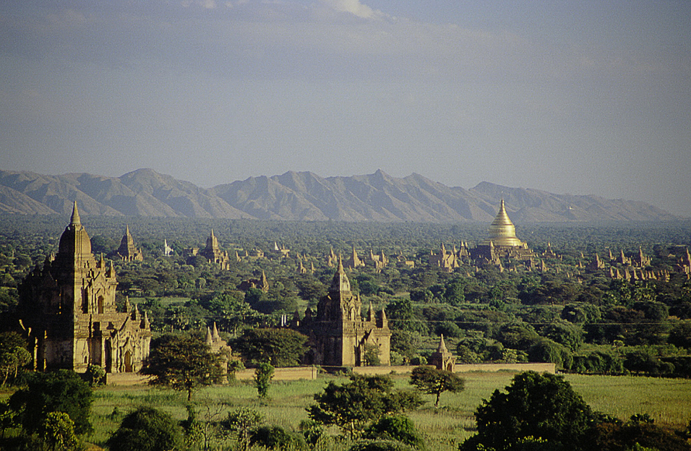 The temple-studded plain of Bagan, capital of an ancient kingdom and one of the great sights of Asia. Credit: Corto Maltese 1999 (CC BY 2.0).