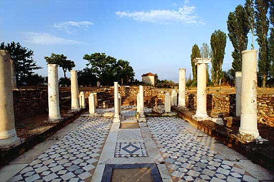 Heraclea Lyncestis, an ancient city founded by Philip II of Macedon in the region. Credit: Revizionist at Macedonian Wikipedia (CC BY-SA 3.0).
