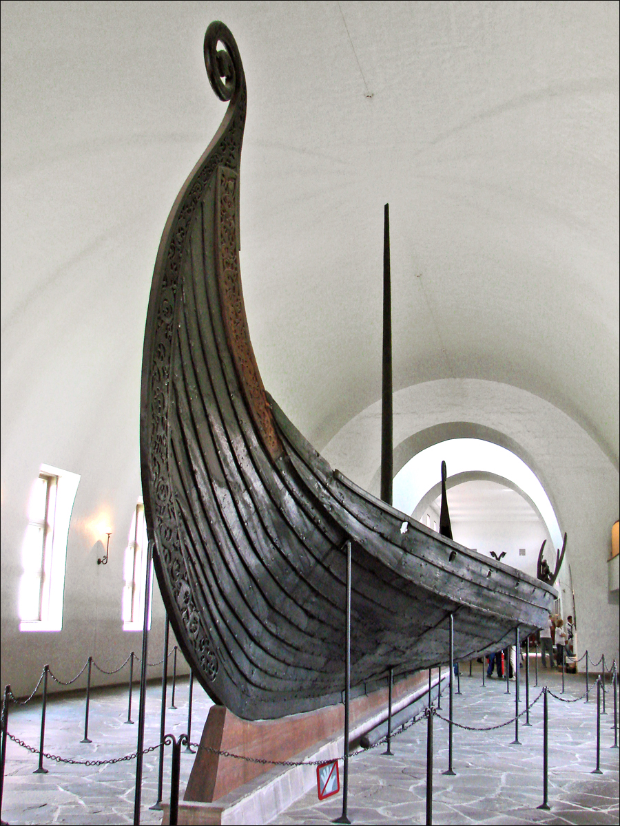 The Oseberg ship, a beautifully preserved Viking vessel now in Oslo. Credit: Jean-Pierre Dalbéra from Paris, France (CC BY 2.0).