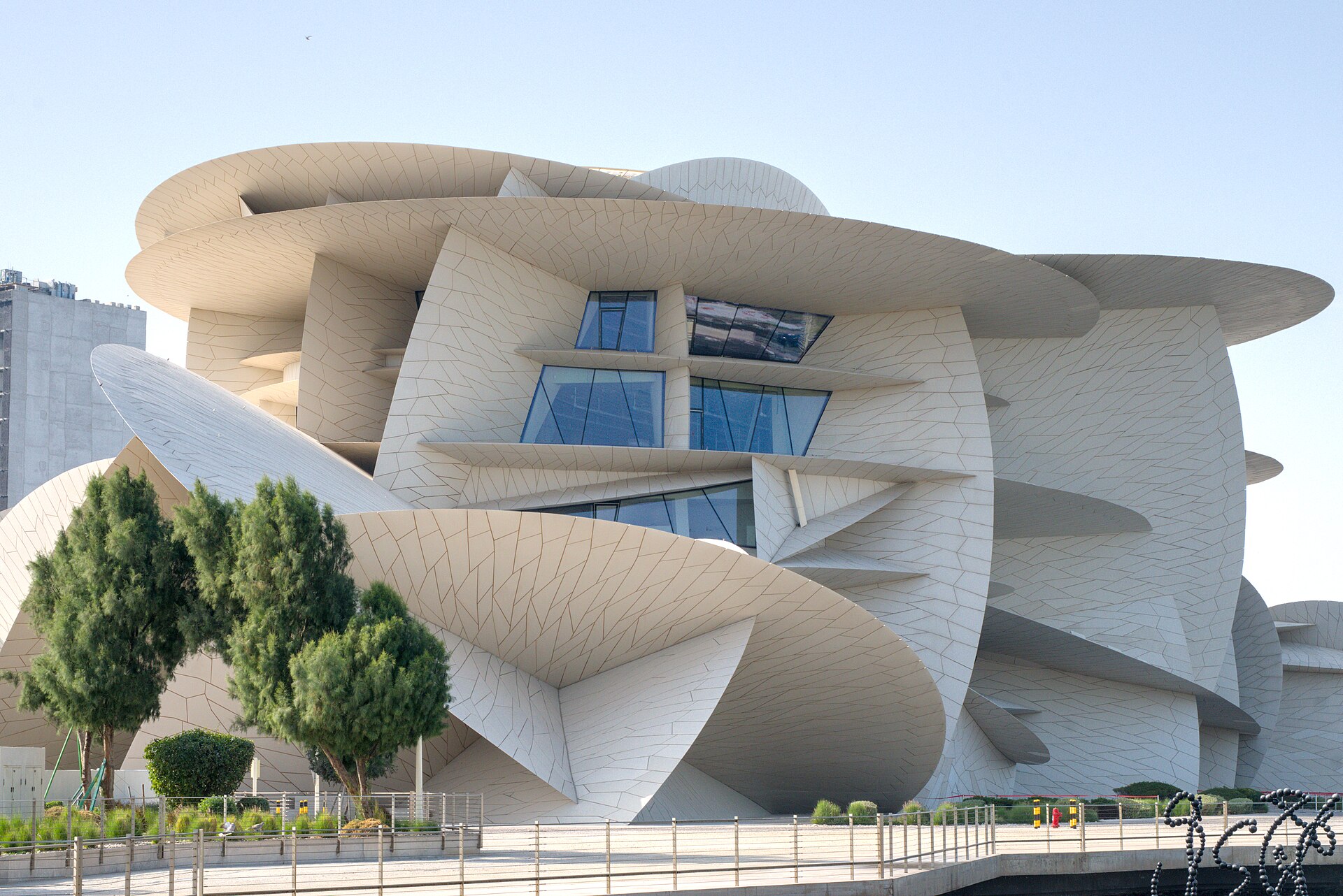 The National Museum of Qatar, its interlocking discs inspired by the desert rose crystal. Opened in 2019 and designed by Jean Nouvel, it is one of the striking modern landmarks with which Qatar has reshaped Doha.