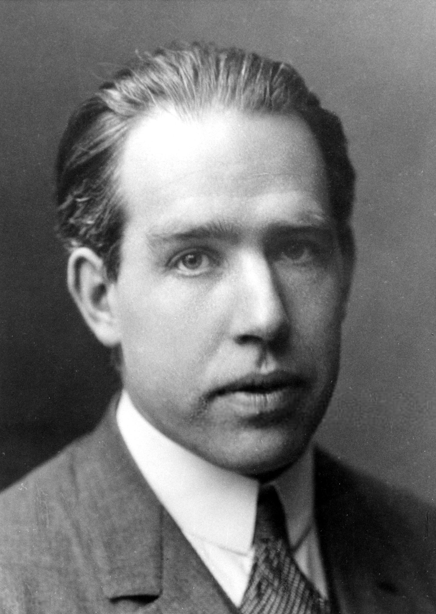 Niels Bohr, a central figure behind the influential Copenhagen interpretation.
