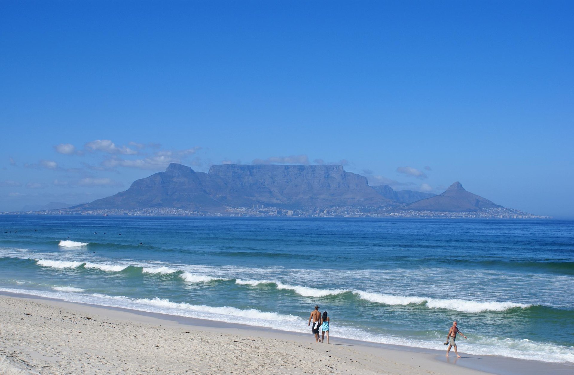 Cape Town beneath the flat summit of Table Mountain, where the country meets the meeting of two oceans.