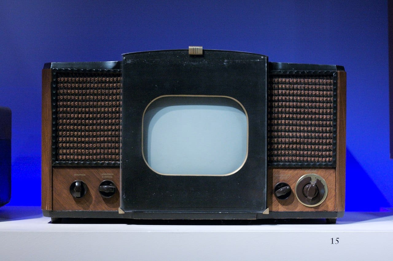 A television set of the period. When the Canadian Broadcasting Corporation tested the claim on national television in 1958, the audience produced no measurable response to a concealed instruction.