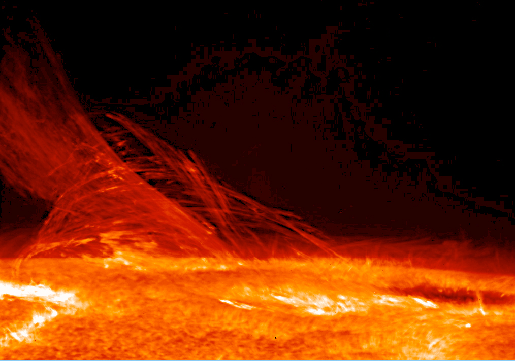 A flare erupting at the Sun's limb, where magnetic energy is released into the hot corona. Credit: Hinode JAXA/NASA (Public domain).