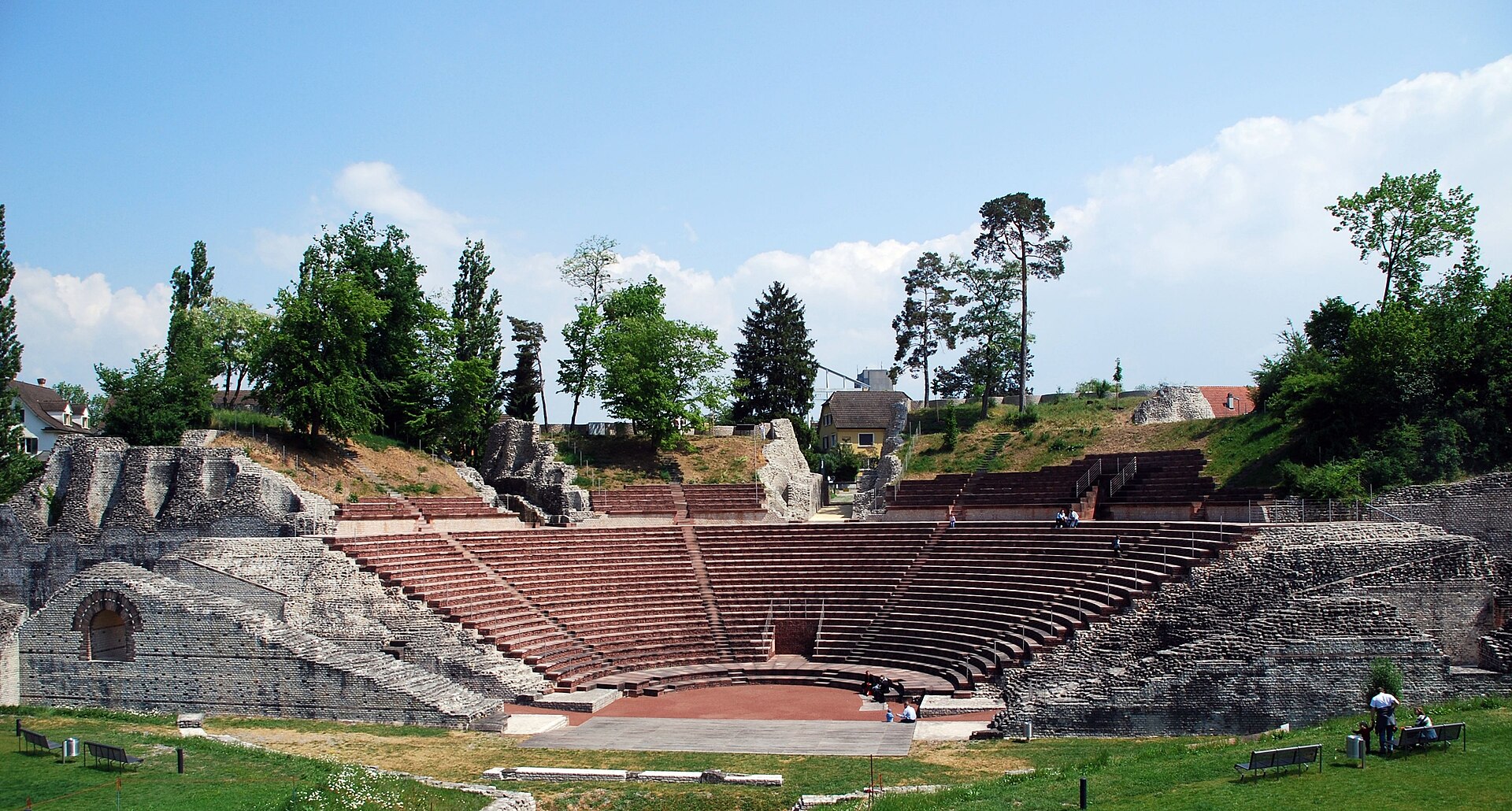 The Roman site of Augusta Raurica, a reminder of the ancient settlement of the Swiss lands. Credit: Wladyslaw (CC BY-SA 3.0).