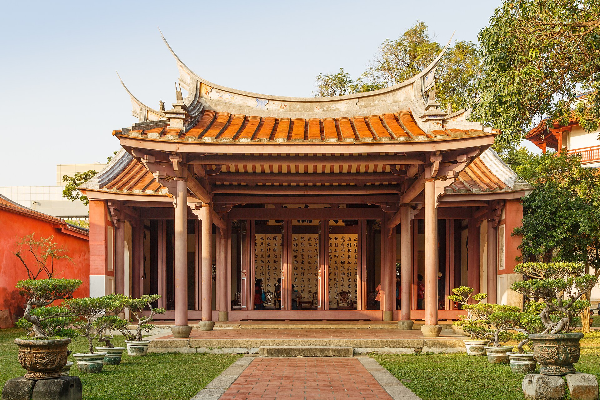 The Confucian Temple in Tainan, founded in the seventeenth century, reflecting Taiwan's deep cultural and religious heritage. Credit: CEphoto, Uwe Aranas (CC BY-SA 4.0).