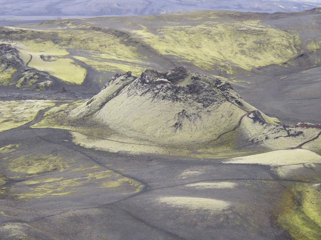 The Lakagigar fissure in Iceland, source of the catastrophic 1783 eruption that altered Northern Hemisphere weather. Credit: Juhász Péter (CC BY-SA 3.0).