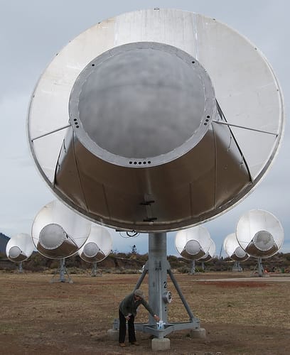 A radio telescope array. Every null result is consistent with the zoo hypothesis, which is why it cannot be tested by more listening.